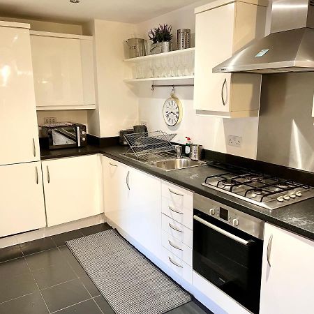 2 Bedroom Apartment Near Olympic Park With Free Parking Londres Exterior foto