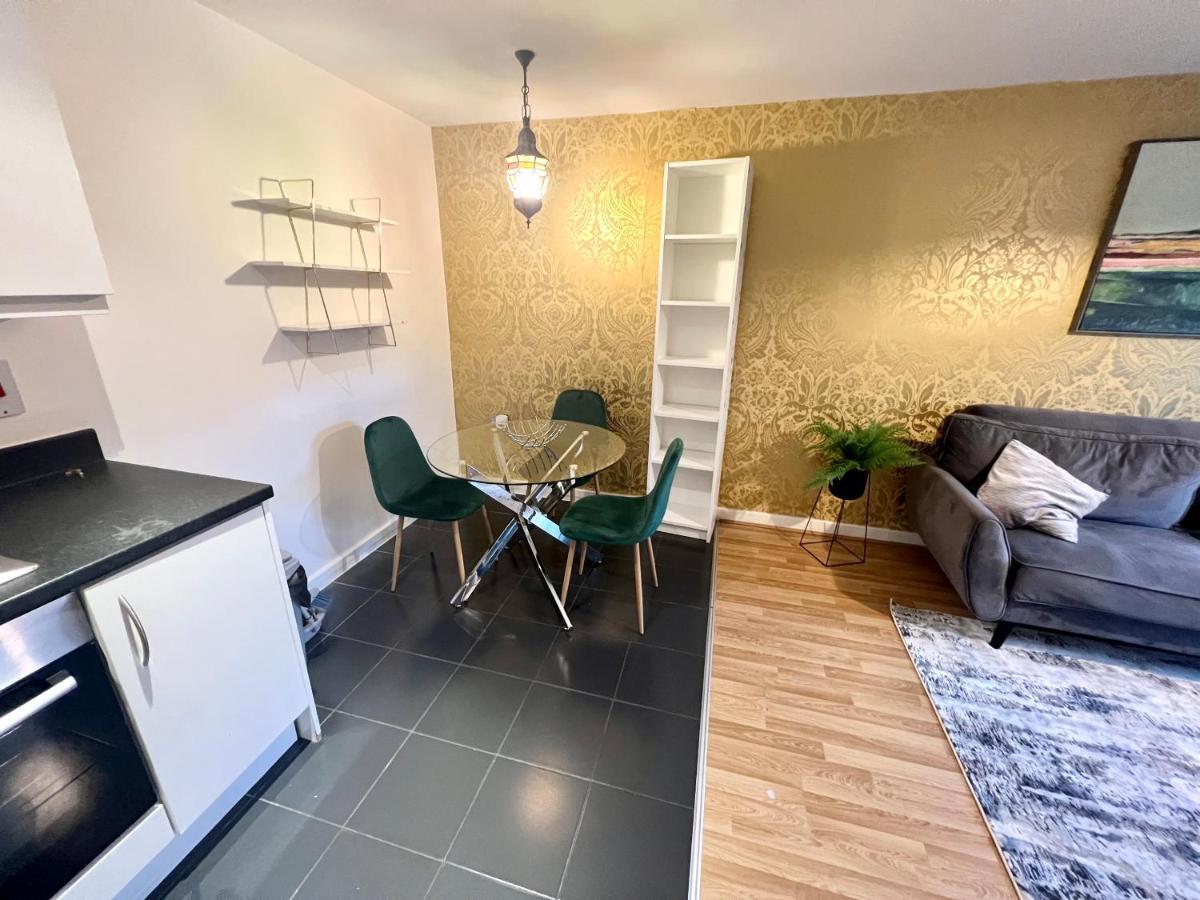 2 Bedroom Apartment Near Olympic Park With Free Parking Londres Exterior foto