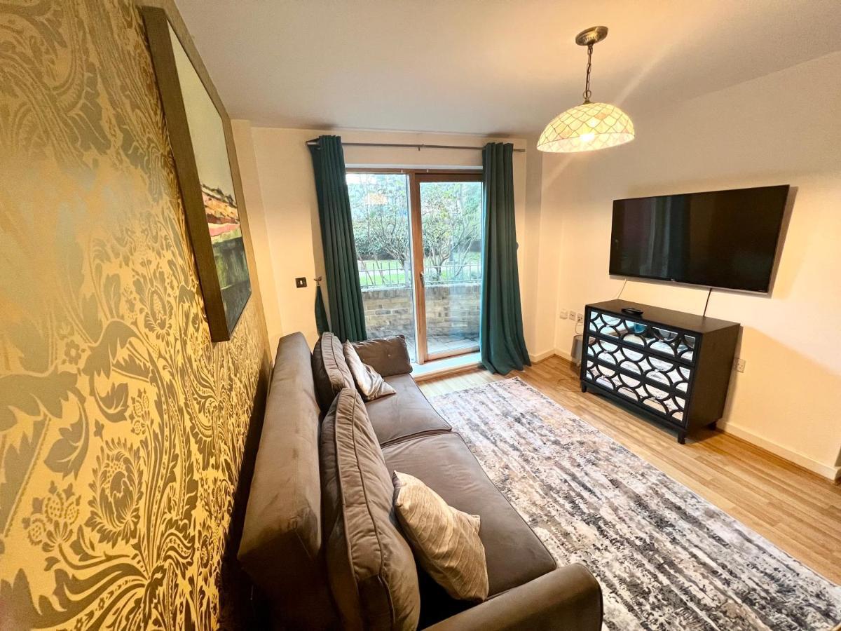 2 Bedroom Apartment Near Olympic Park With Free Parking Londres Exterior foto